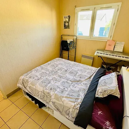 Daire Charming Well-equipped With Wifi